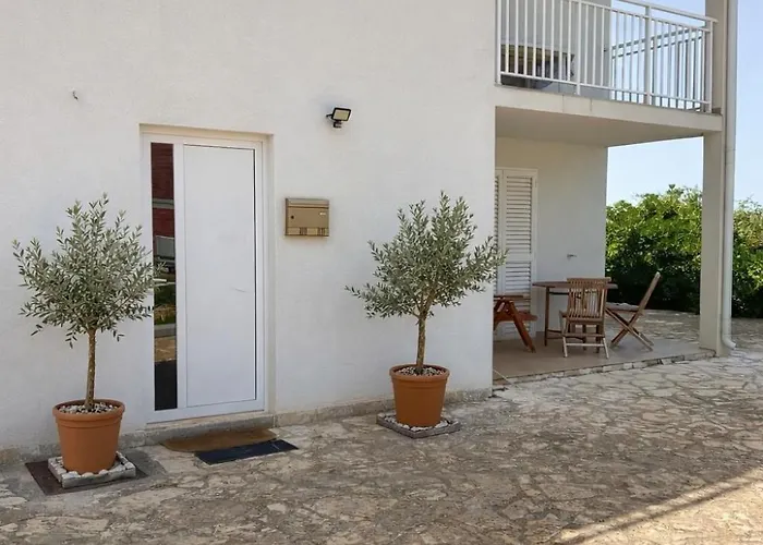 Apartman Mirca By The Sea
