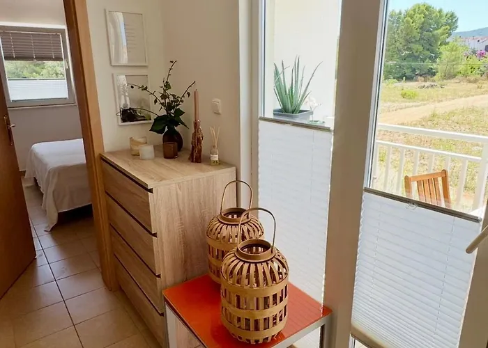 Apartman Mirca By The Sea Mirce